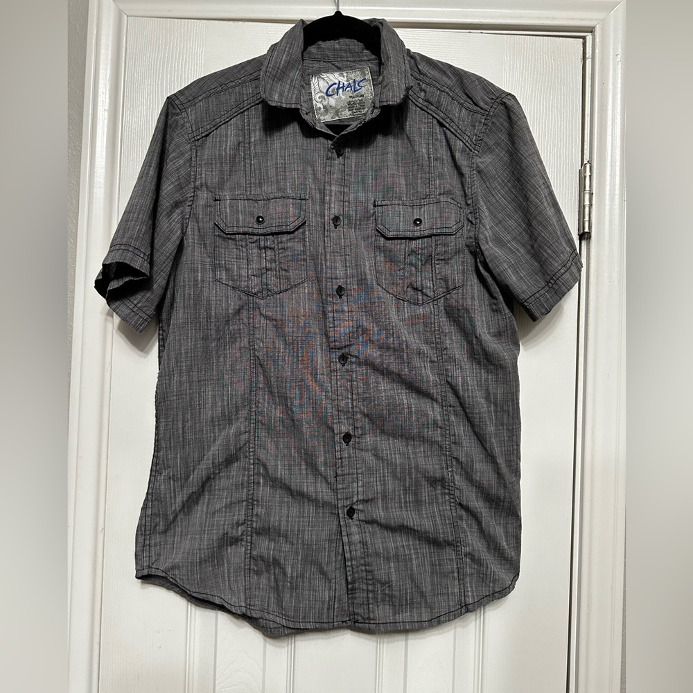 Chalc Button Up Gray Short Sleeve Collared Shirt